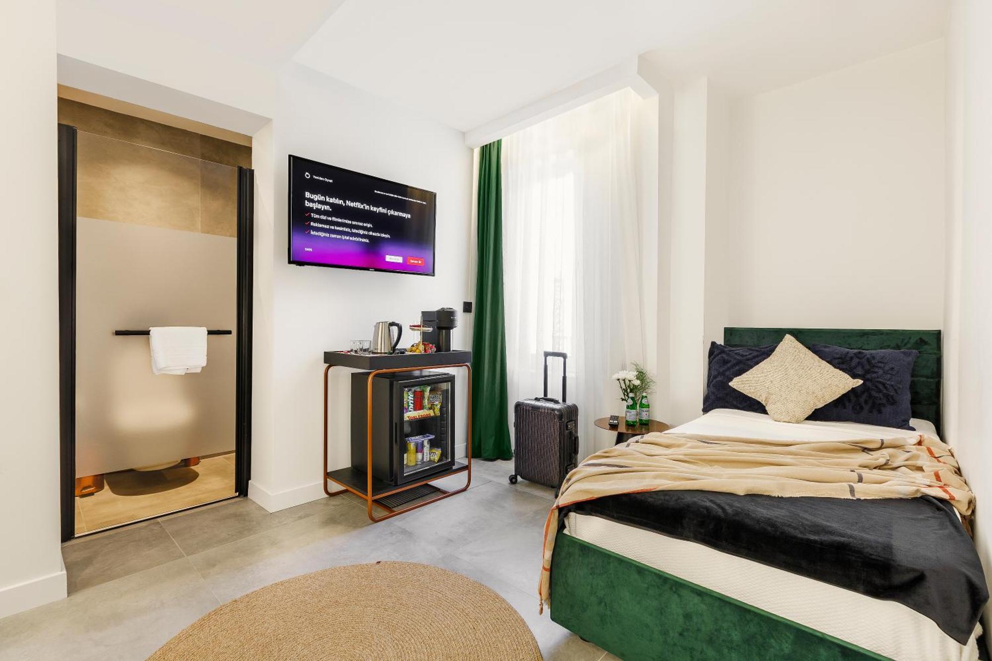 Luff Living (Adults Only) Antália Exterior foto