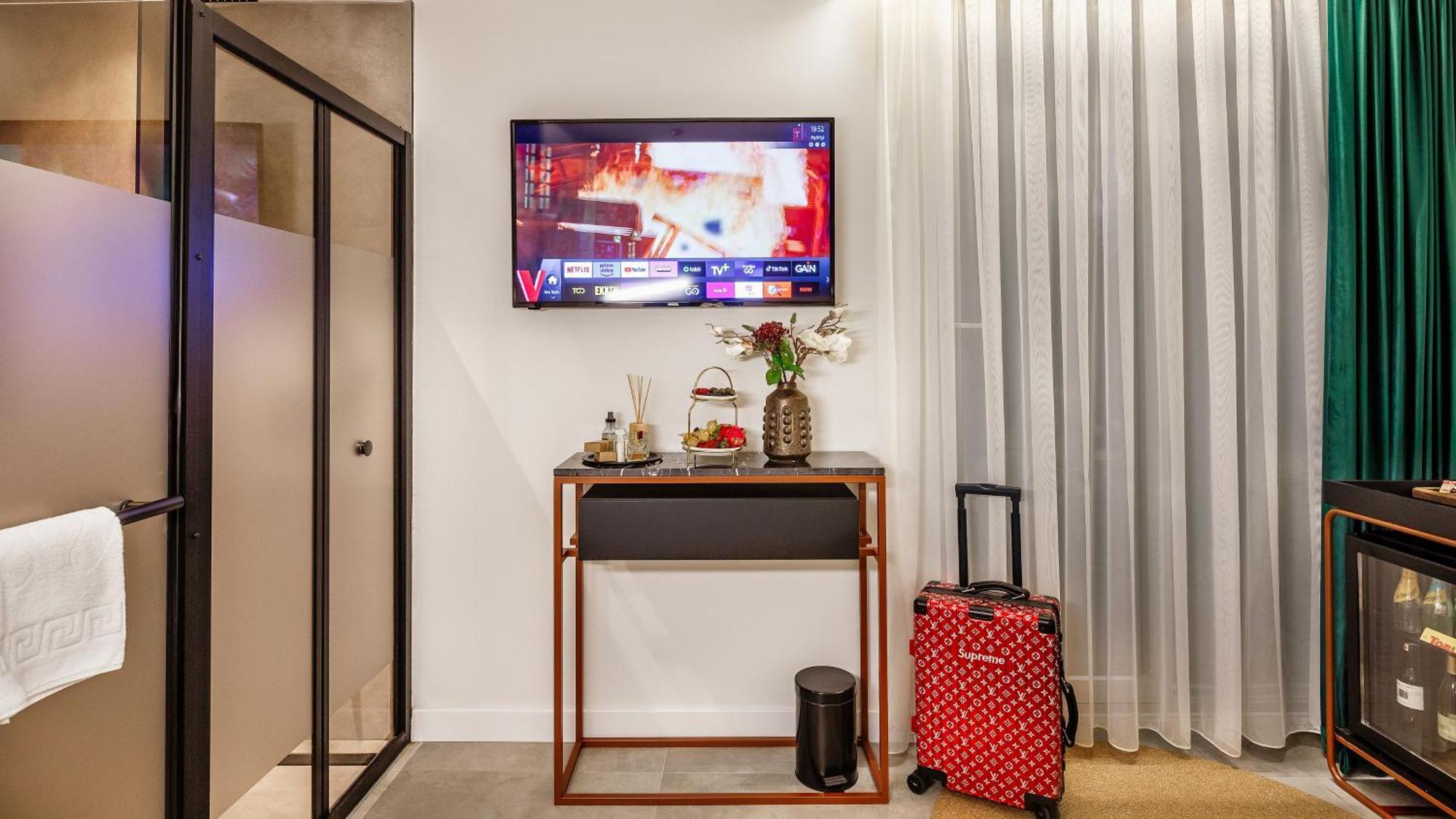 Luff Living (Adults Only) Antália Exterior foto